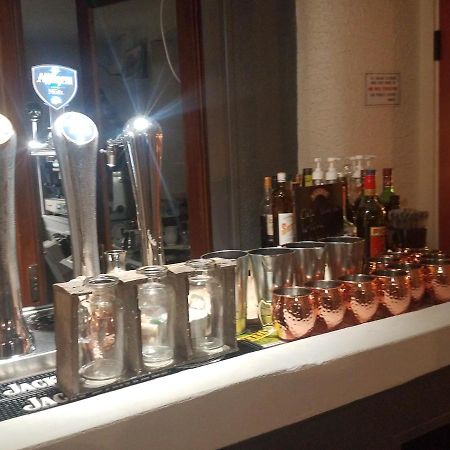 L'Auberge Des Voyageurs Menigoute Экстерьер фото
