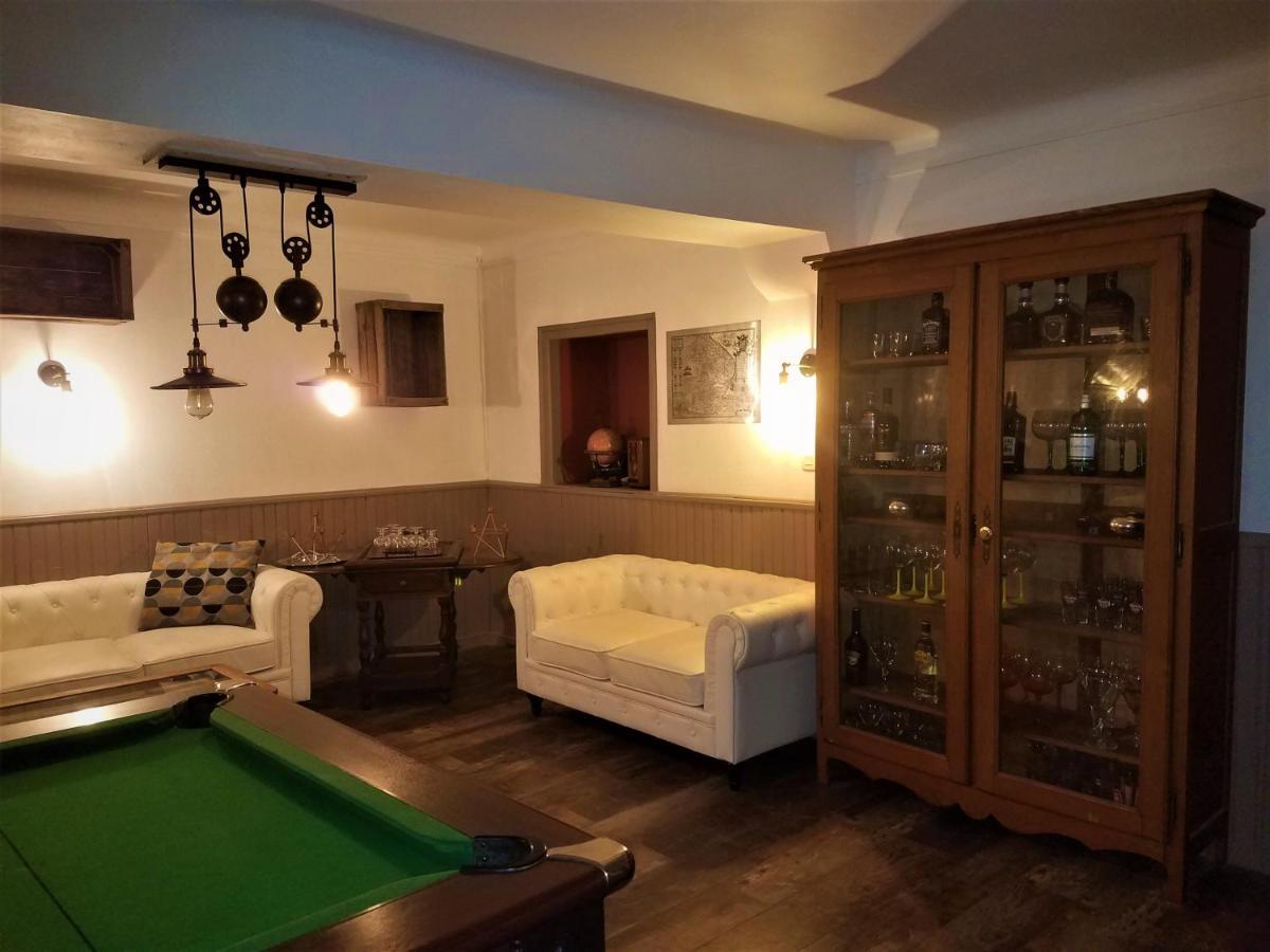 L'Auberge Des Voyageurs Menigoute Экстерьер фото